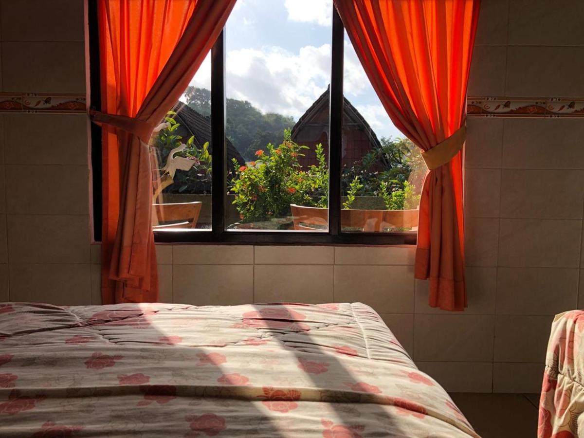 Kerti Beach Bungalow And Restaurant Padangbai  Ngoại thất bức ảnh