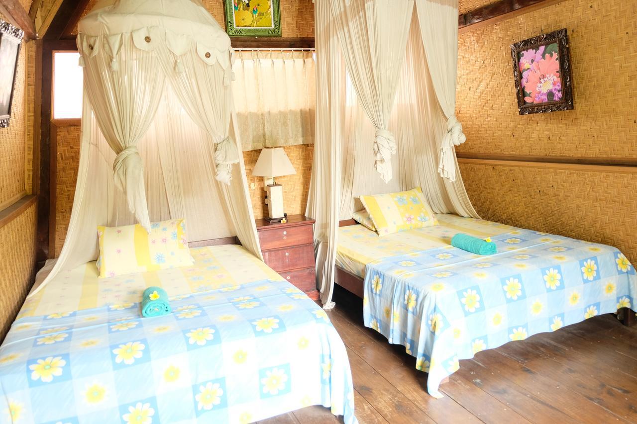 Kerti Beach Bungalow And Restaurant Padangbai  Ngoại thất bức ảnh