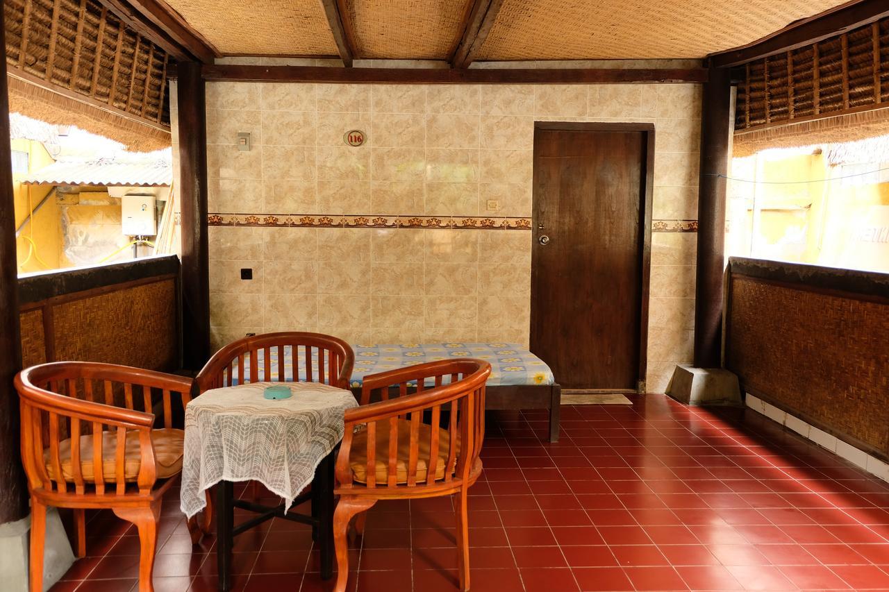 Kerti Beach Bungalow And Restaurant Padangbai  Ngoại thất bức ảnh